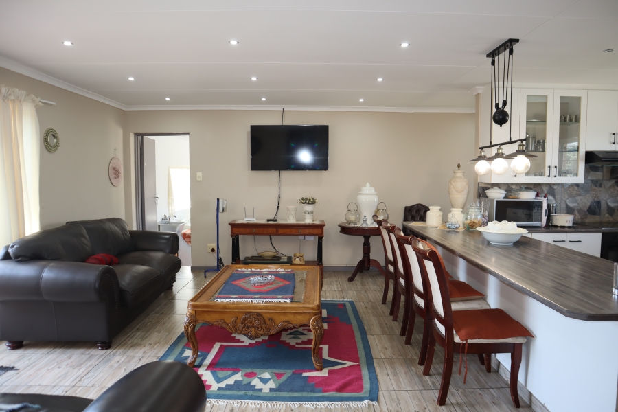 3 Bedroom Property for Sale in Wavecrest Eastern Cape